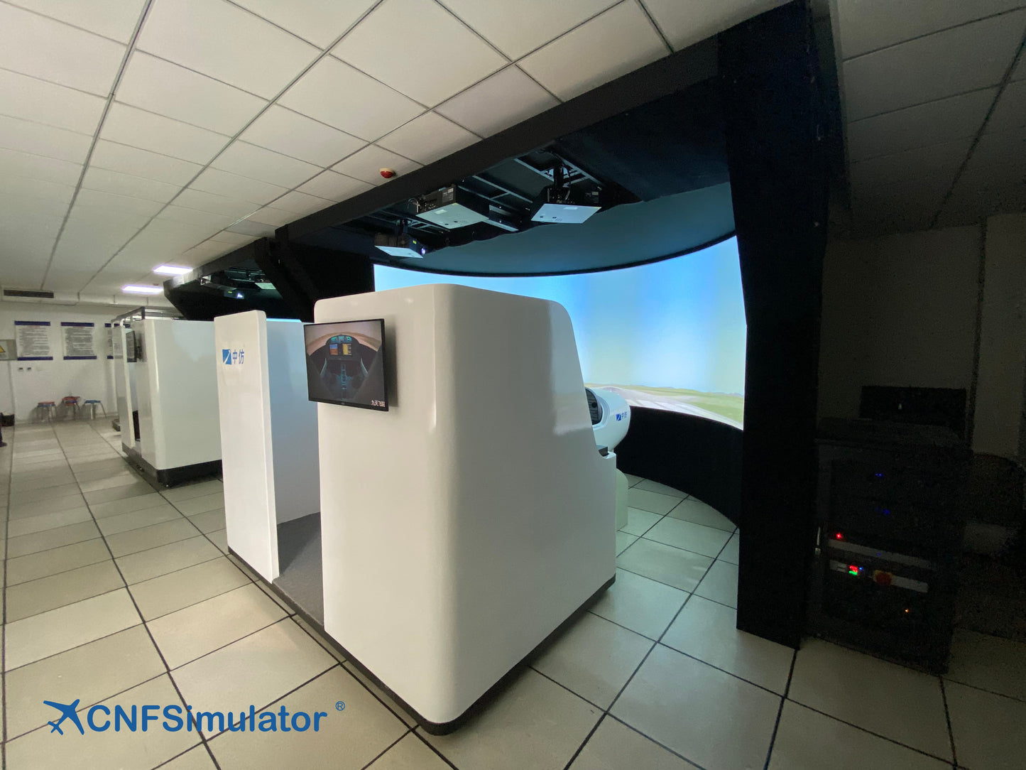 Diamond DA42 level 5 FTD flight simulator